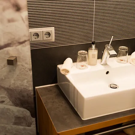 Schlossanger Alp Hotel 4*